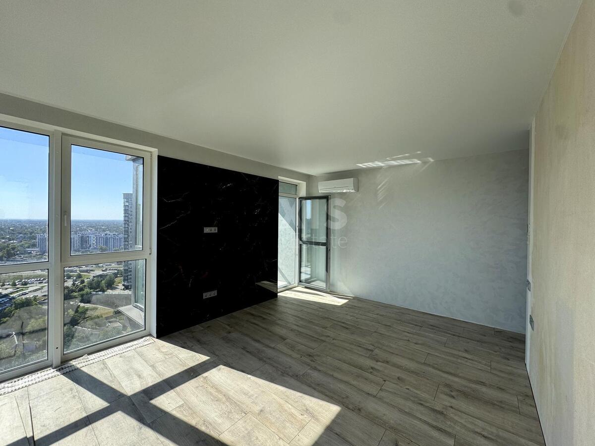 3k apartment vul. Osokors'ka 2А615112