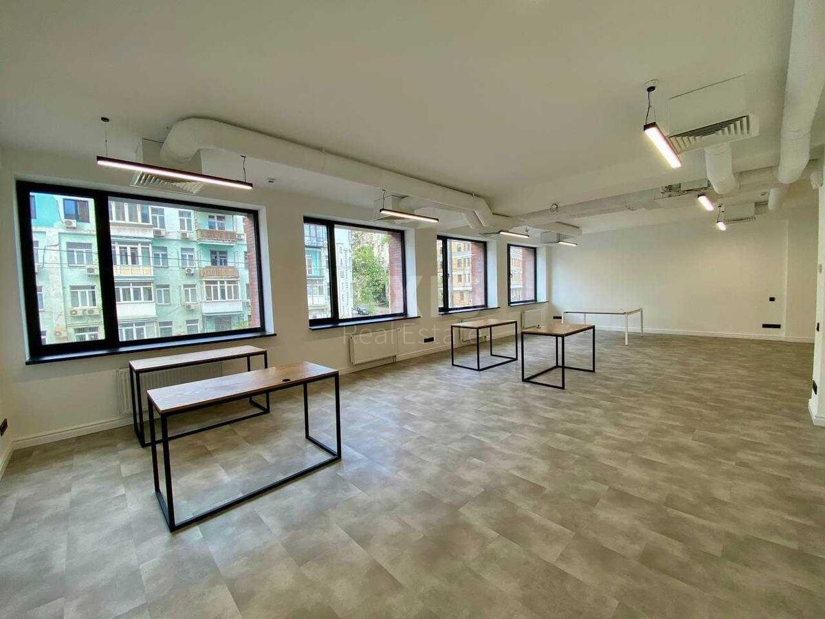 Office vul. Saksagans'kogo 53/80, 487m24