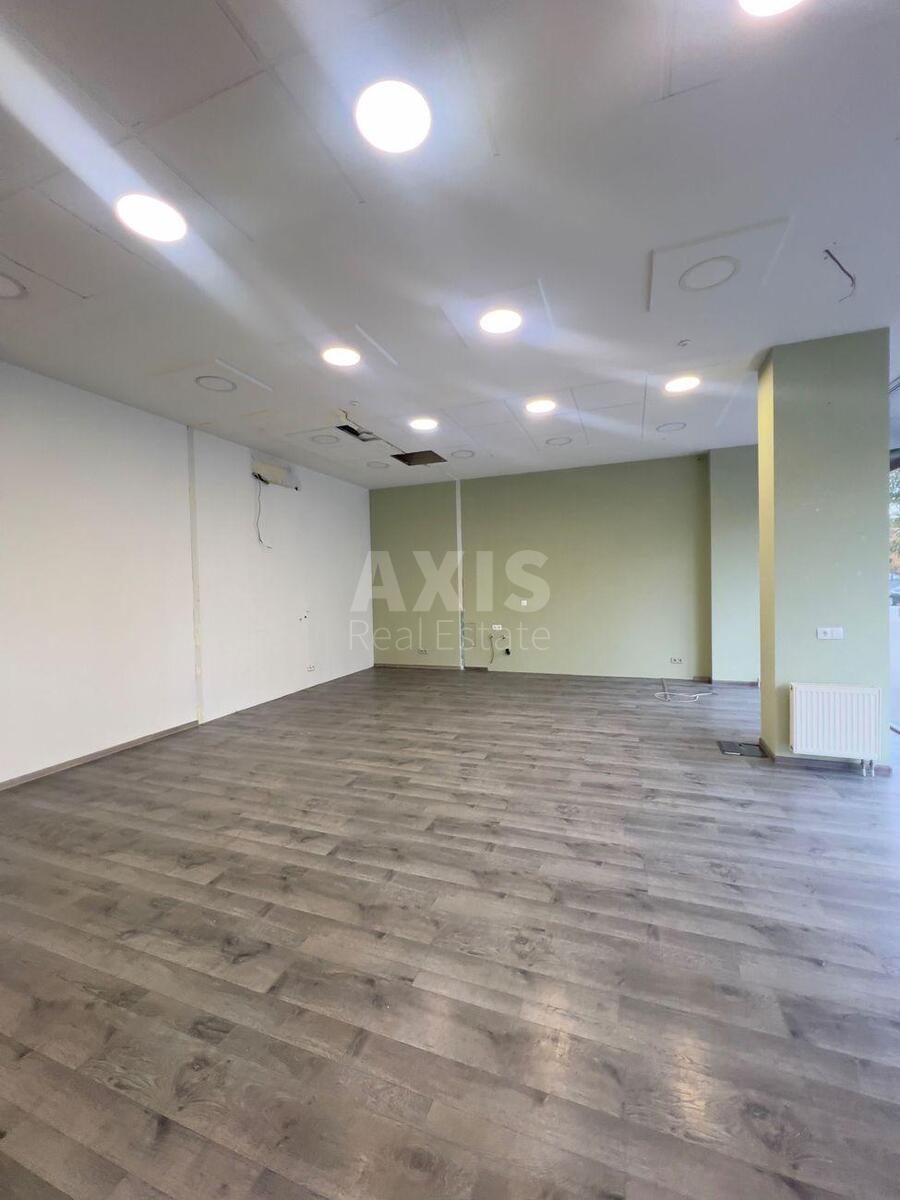 Trade object pr-t Berestejskij 3, 62m2608942