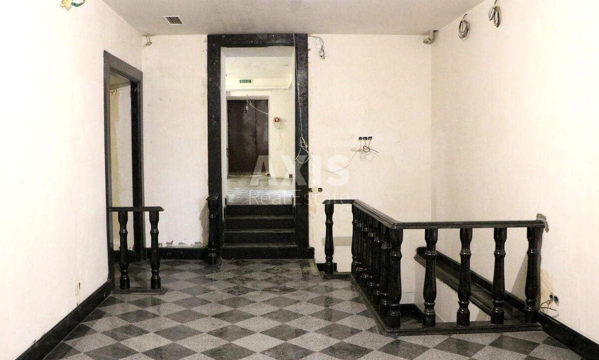 Об'єкт торгівлі вул. Василя Тютюнника 28А, 55м2