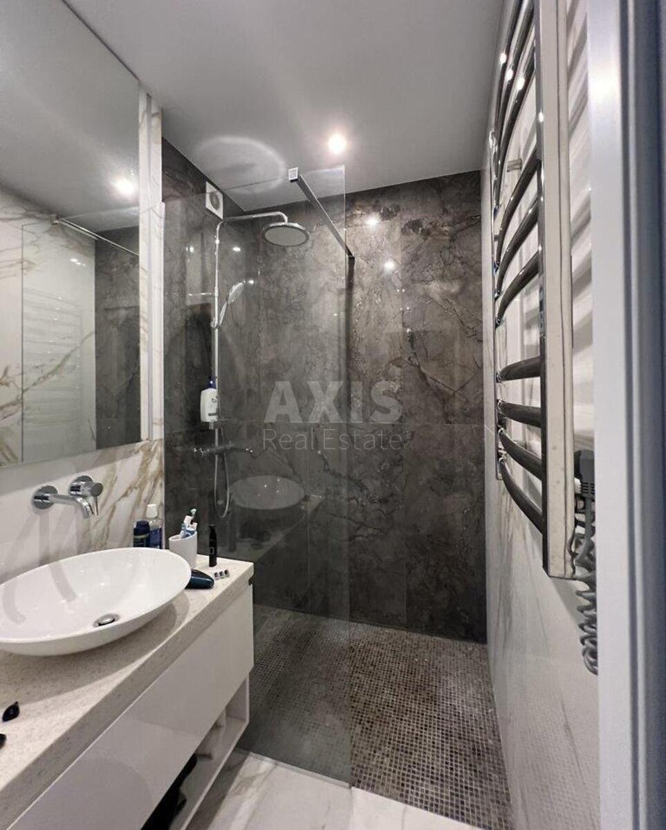 2k apartment vul. Bogdanivs'ka 7Г2