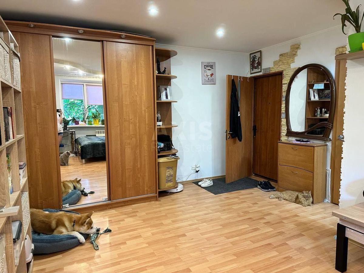 1k apartment vul. Mukachivs'ka 12