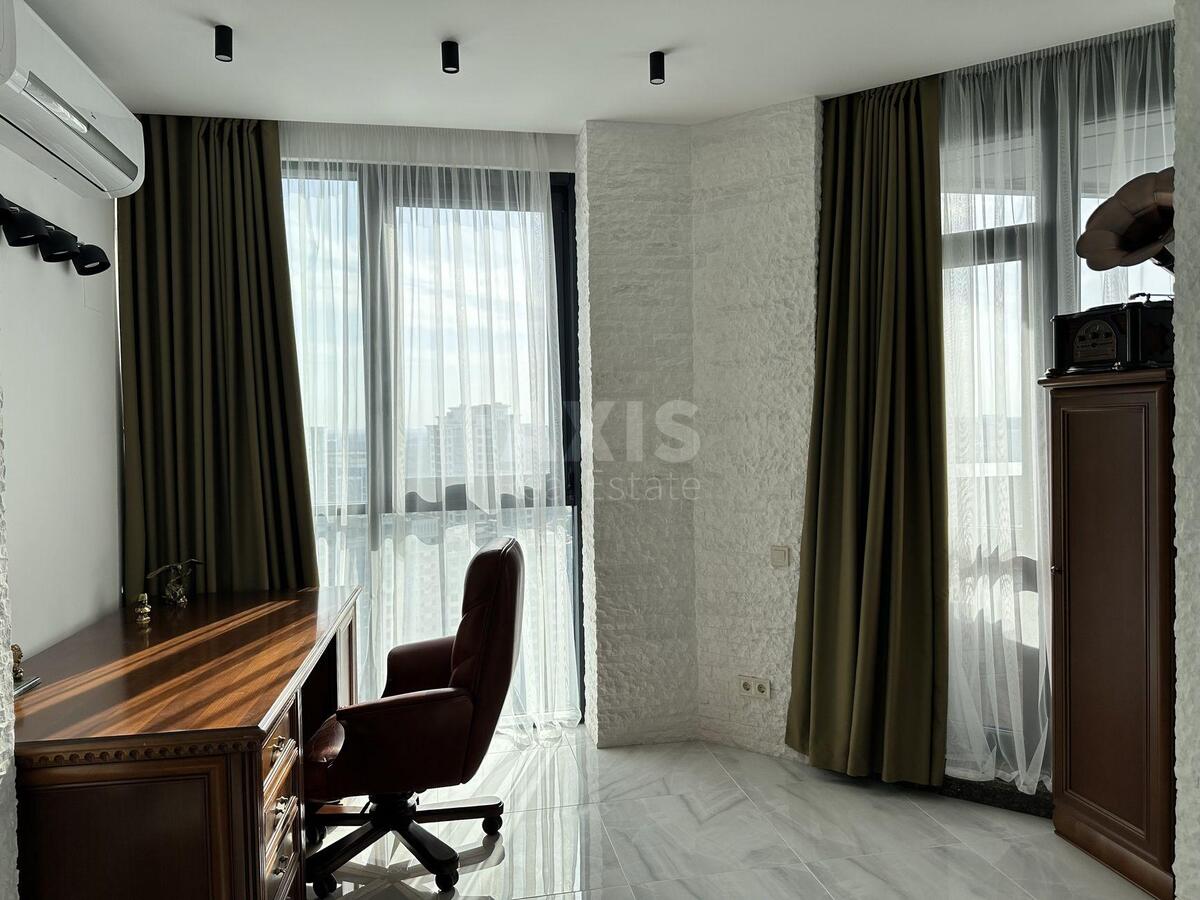 2k apartment vul. Dragomyrova Myhajla 4Б10