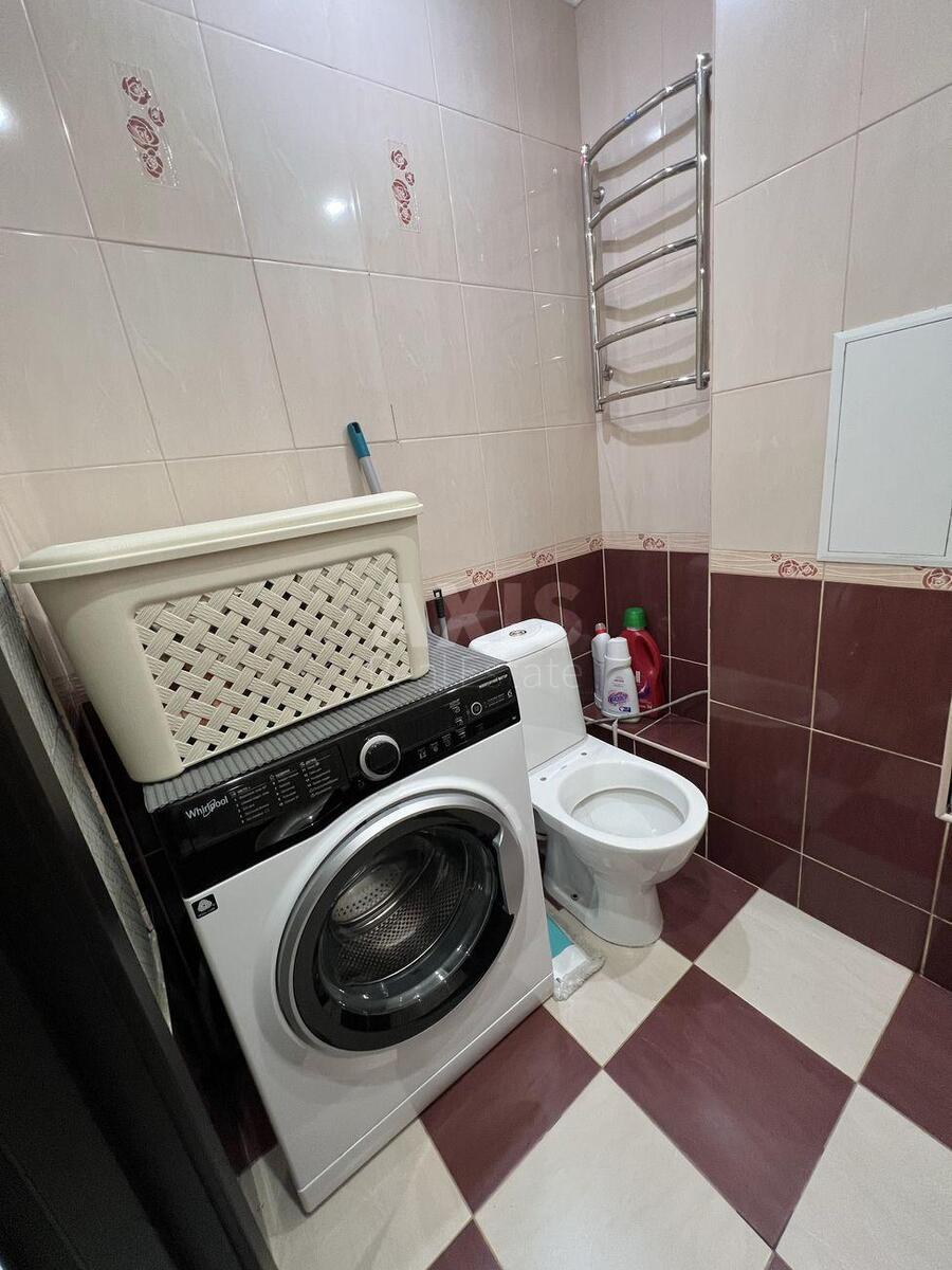 2к квартира бул. Роллана Ромена 13В570056