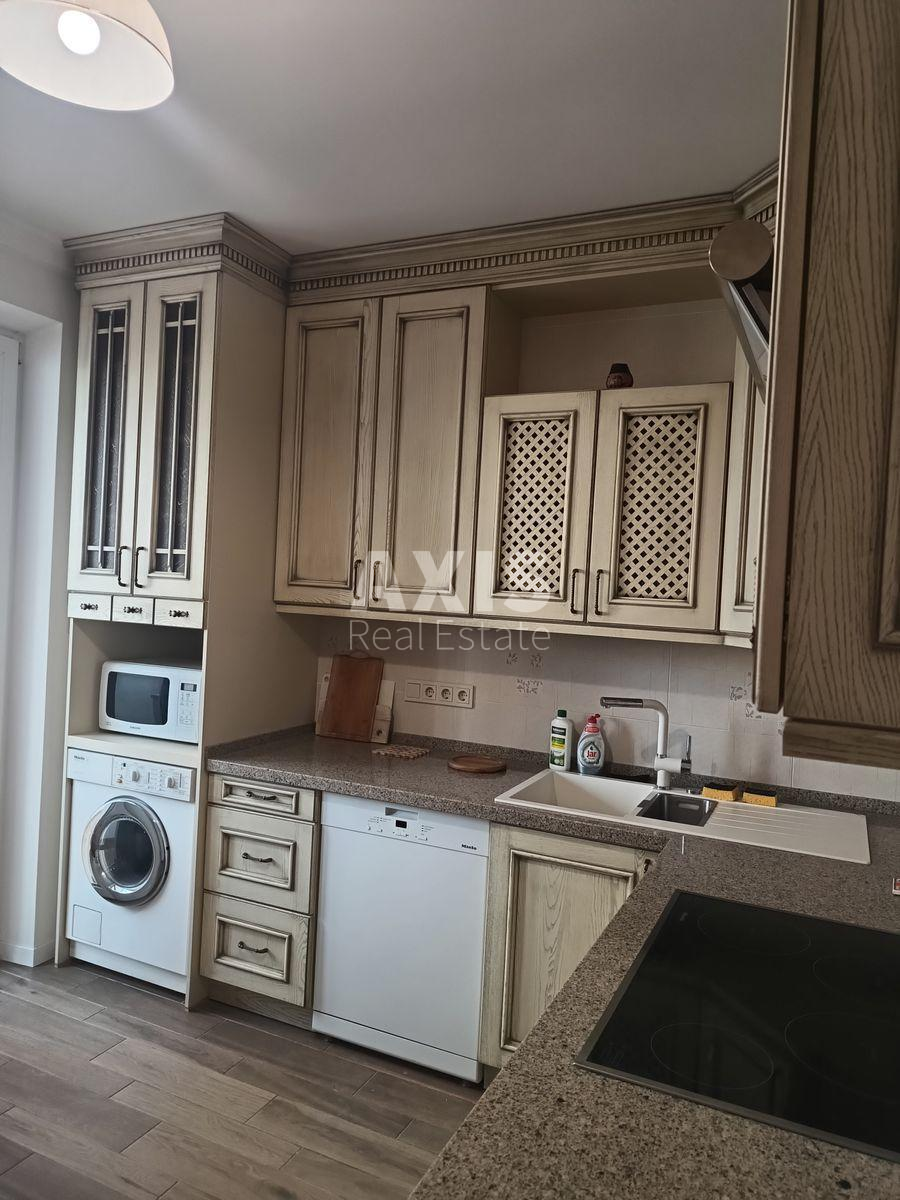 2k apartment vul. Malevycha Kazymyra 890