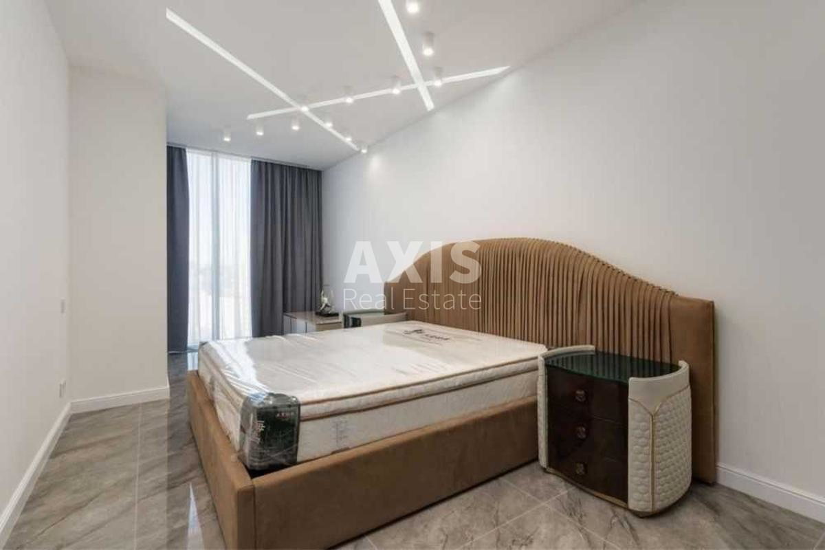 2k apartment vul. Barbjusa Anri 52/1