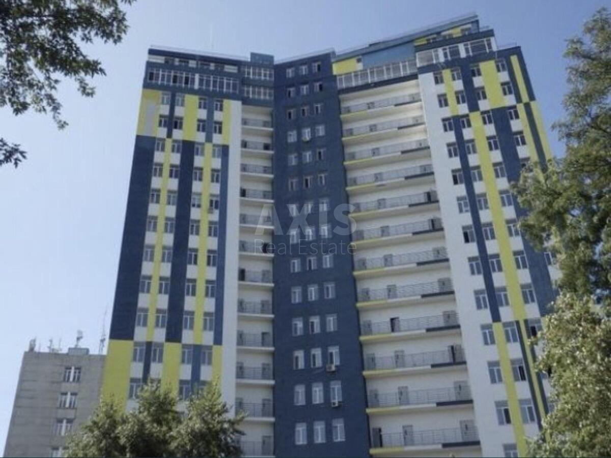 1k apartment vul. Svitlyc'kogo 3515