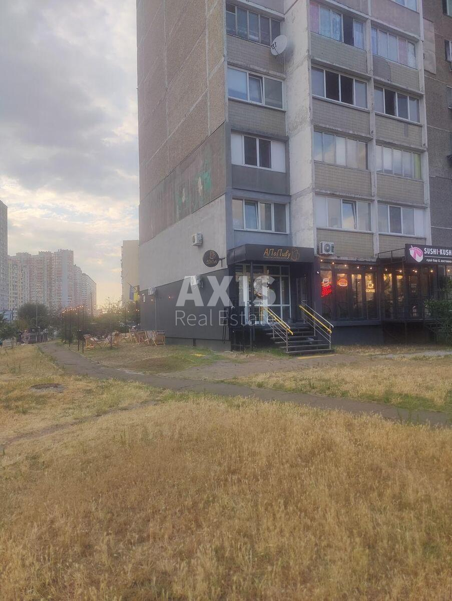 Trade object vul. Dragomanova 13/10, 44m2595490