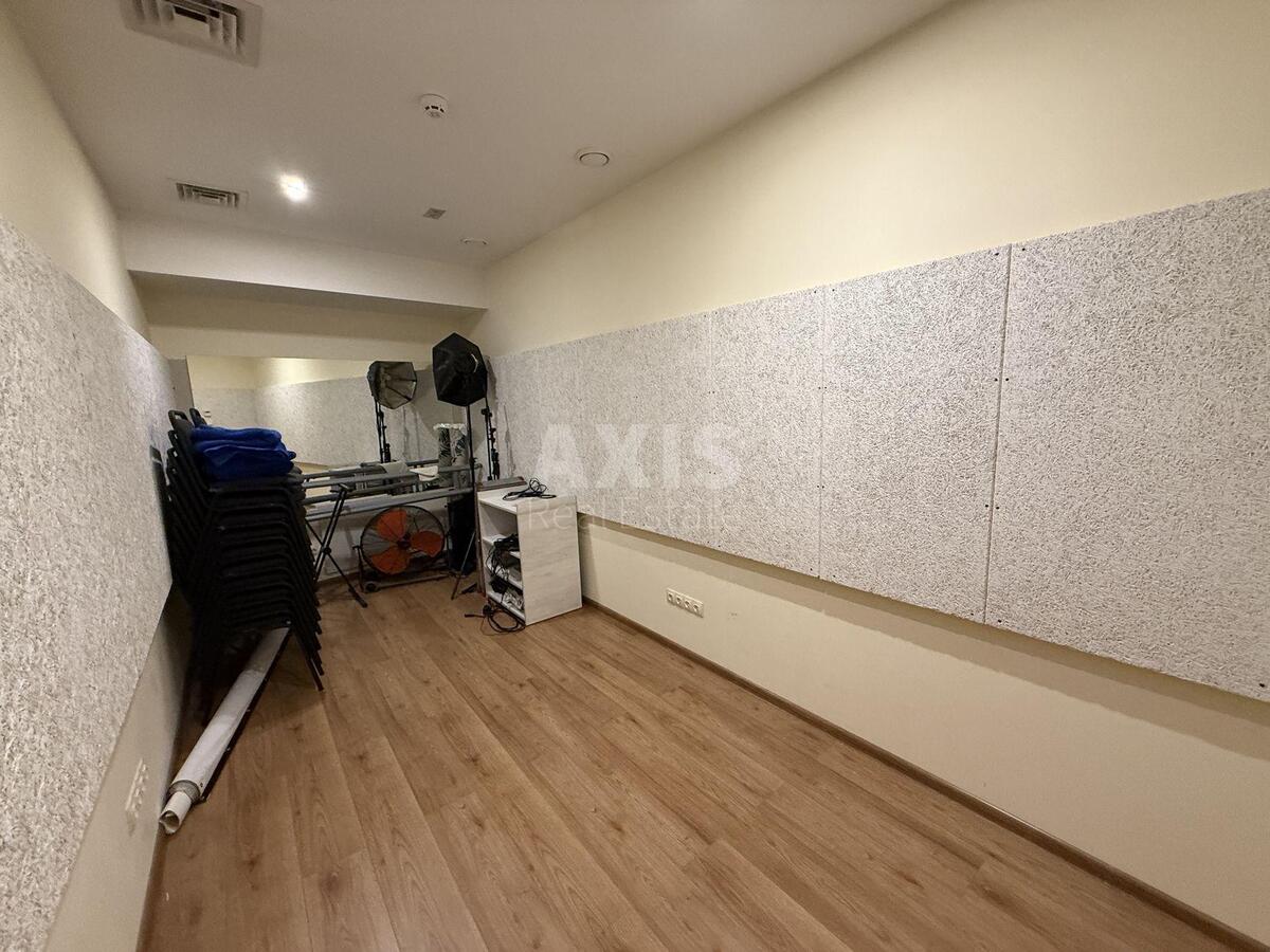 Объект торговли ул. Евгения Коновальца 36Д, 258м26084910