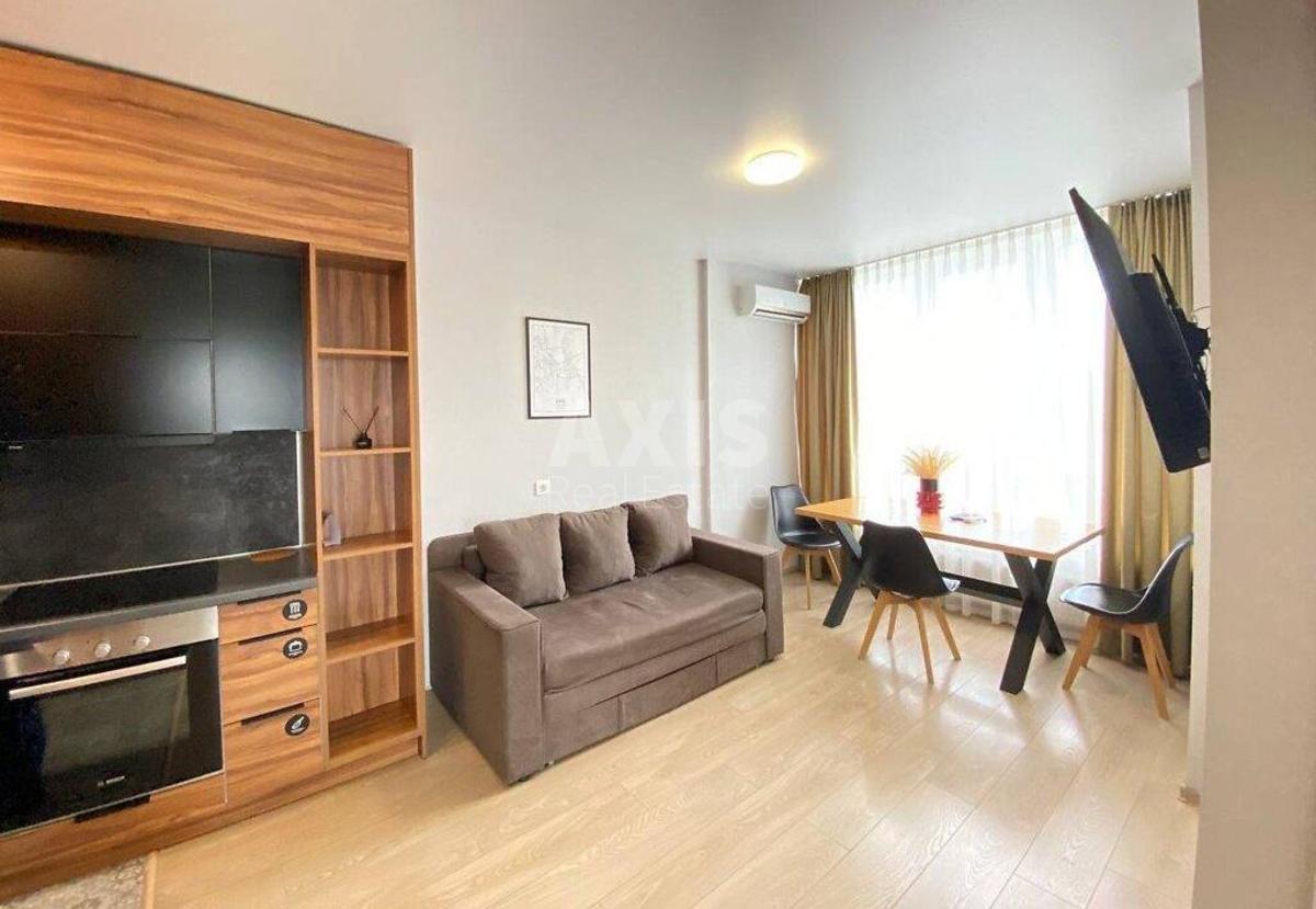 1k apartment vul. Rodyny Kristeriv 20