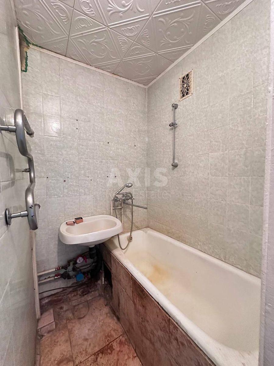2k apartment vul. Miljutenka 239