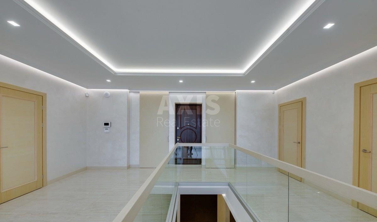 5k apartment vul. Nazarivs'ka 1110