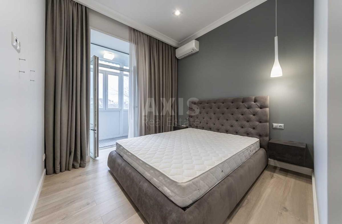 3k apartment vul. Sichovyh Stril'civ 9В2