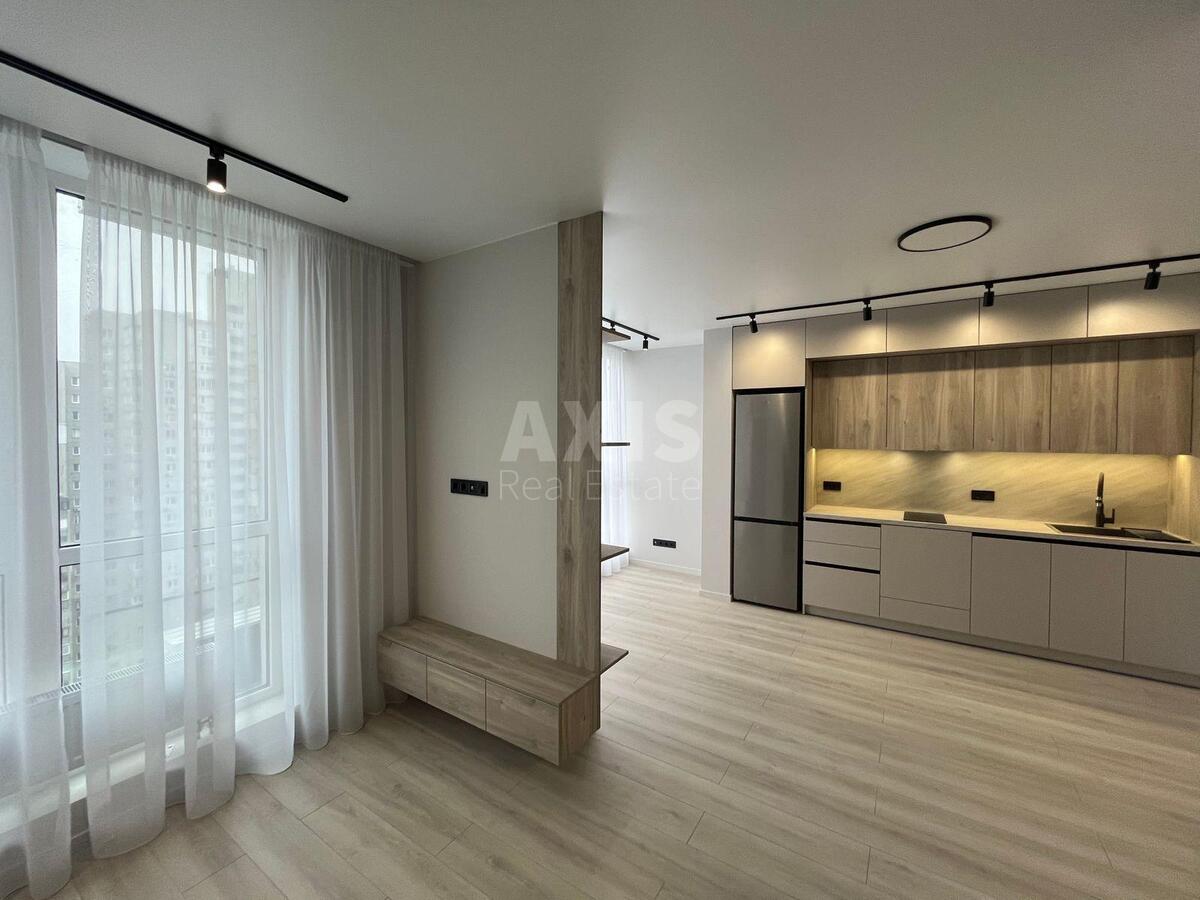 1k apartment vul. Revuc'kogo 40Б