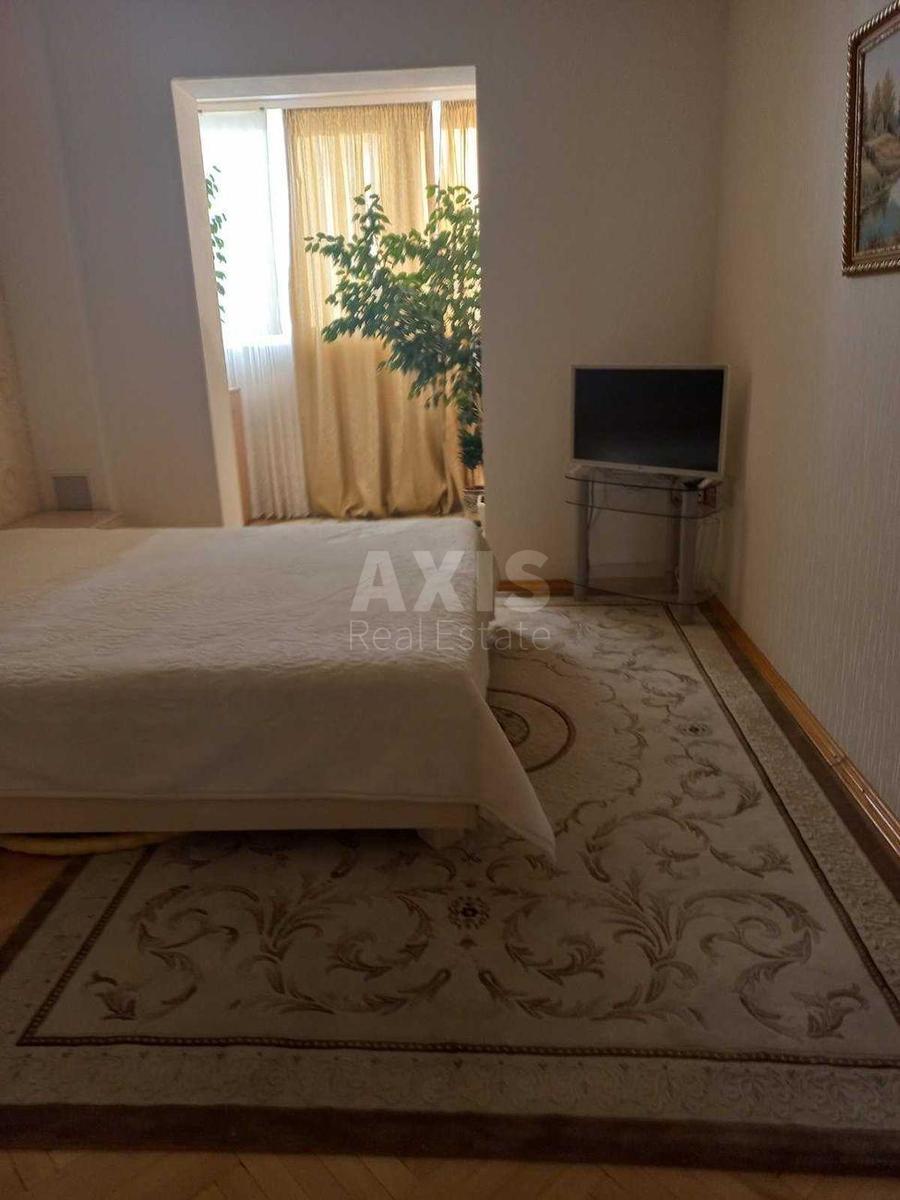 2k apartment vul. Raduns'ka 42/103