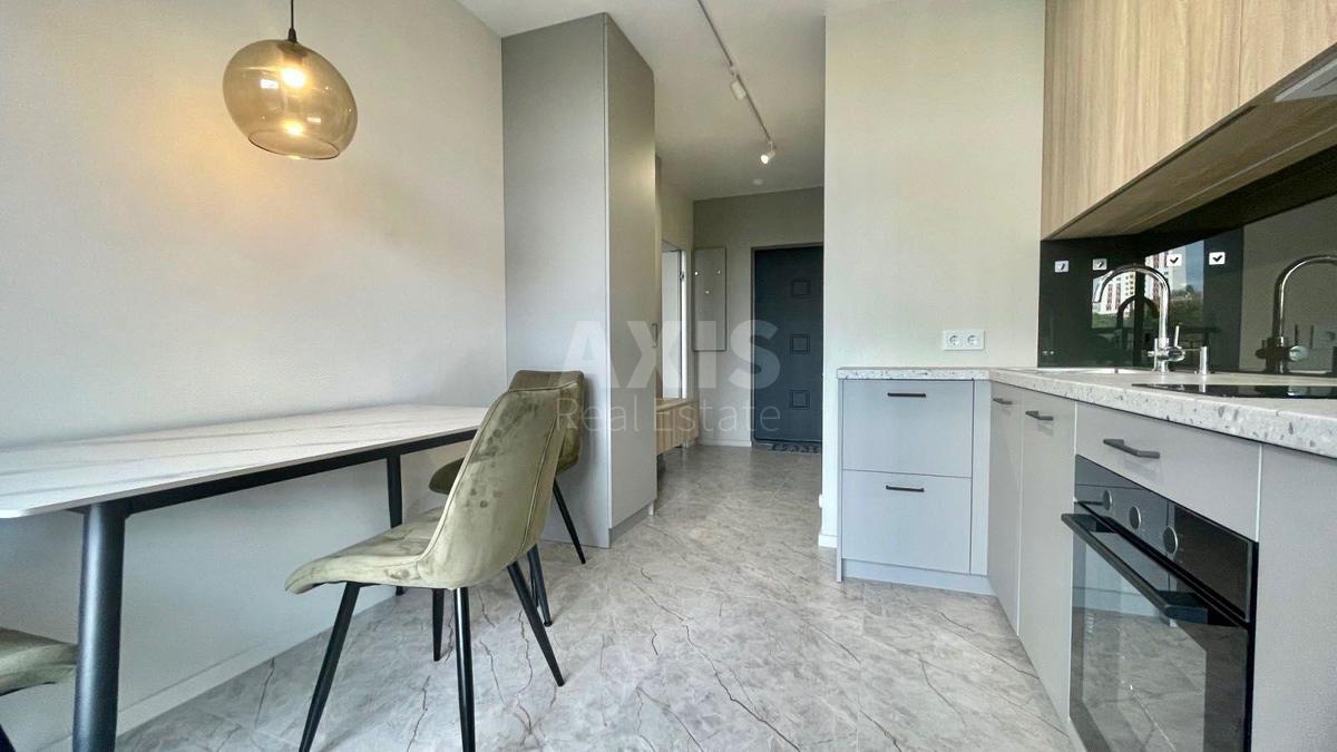 1k apartment vul. Radchenka Petra 270