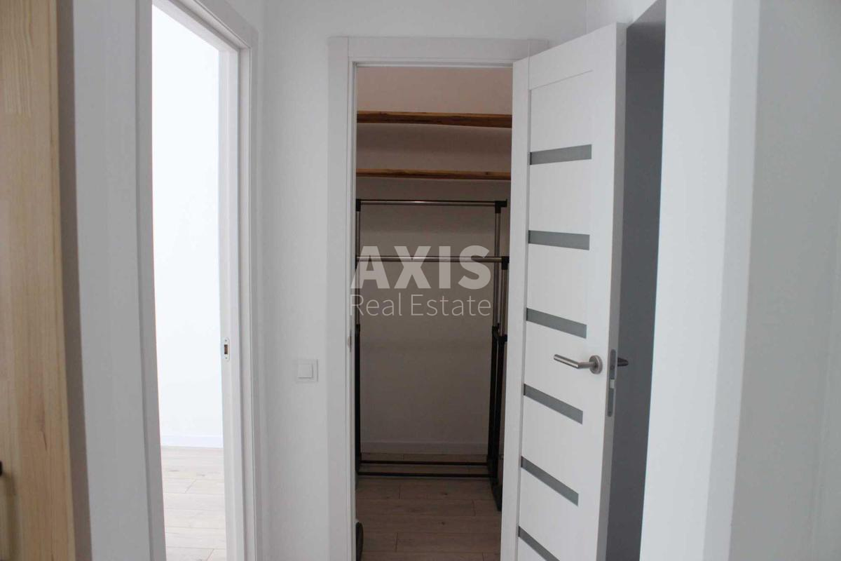 3k apartment prov. Mykil's'kyj 1/255