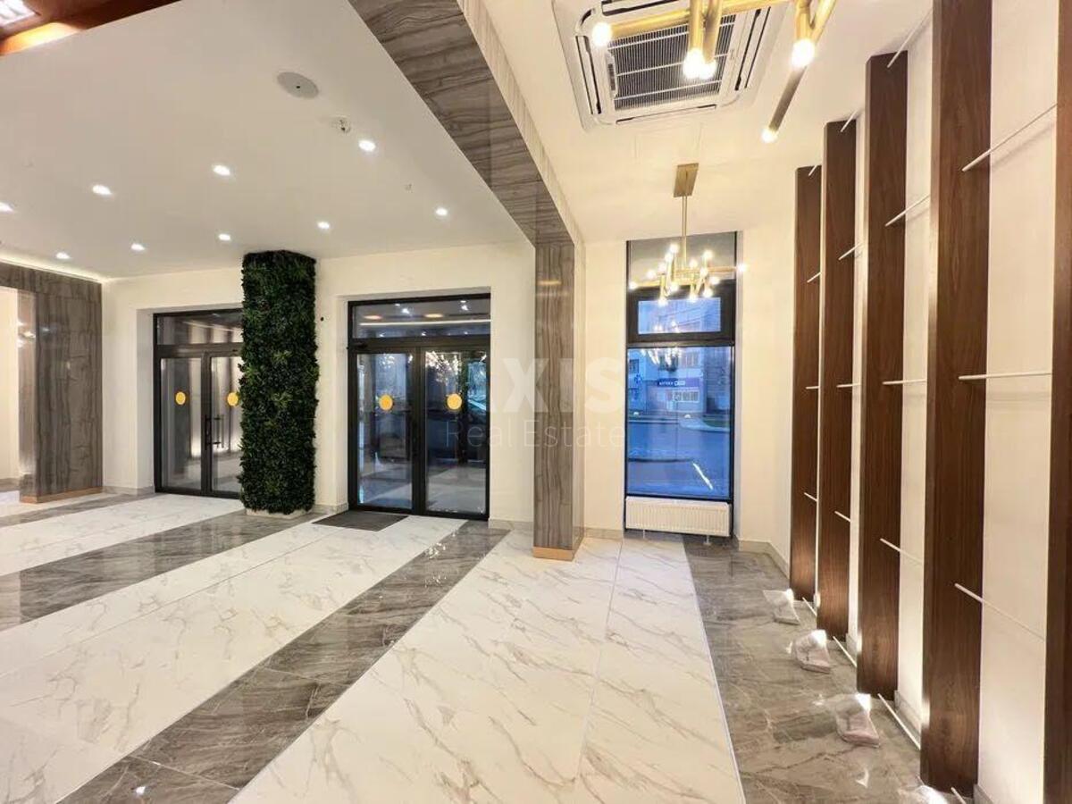 3k apartment vul. Zvirynec'ka 70А1