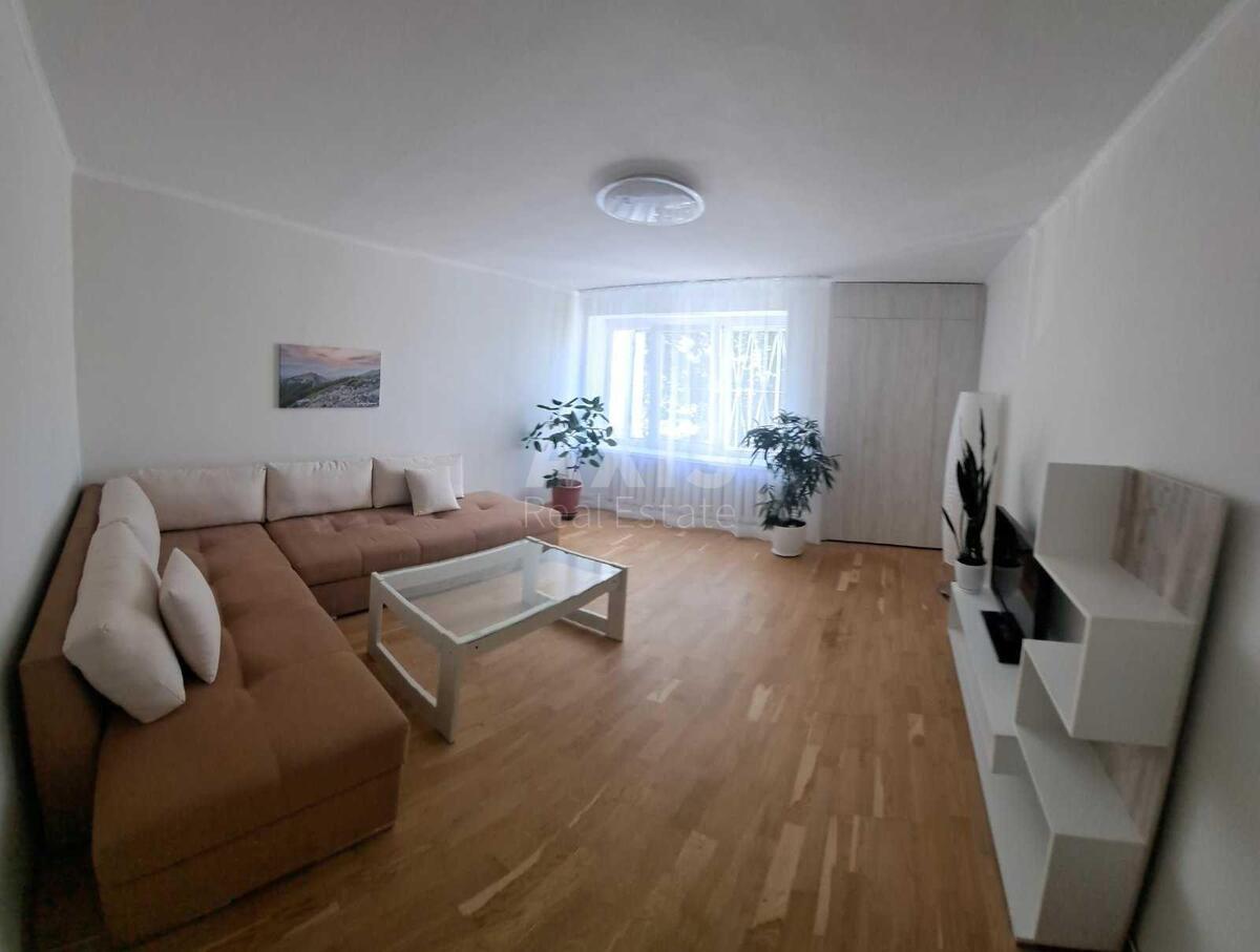 3k apartment vul. Antonovycha 160602080