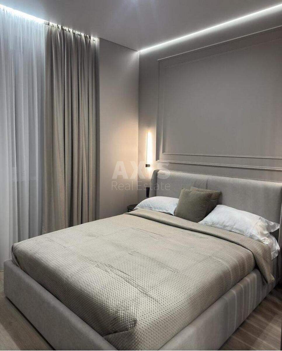 1k apartment vul. Dragomyrova Myhajla 14А