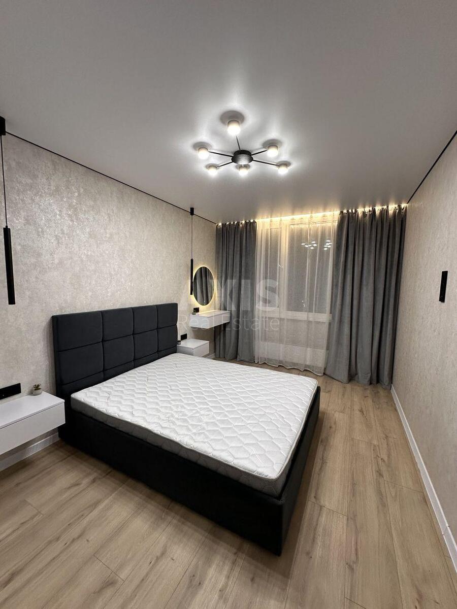 1k apartment vul. Rodyny Kristeriv 16623652