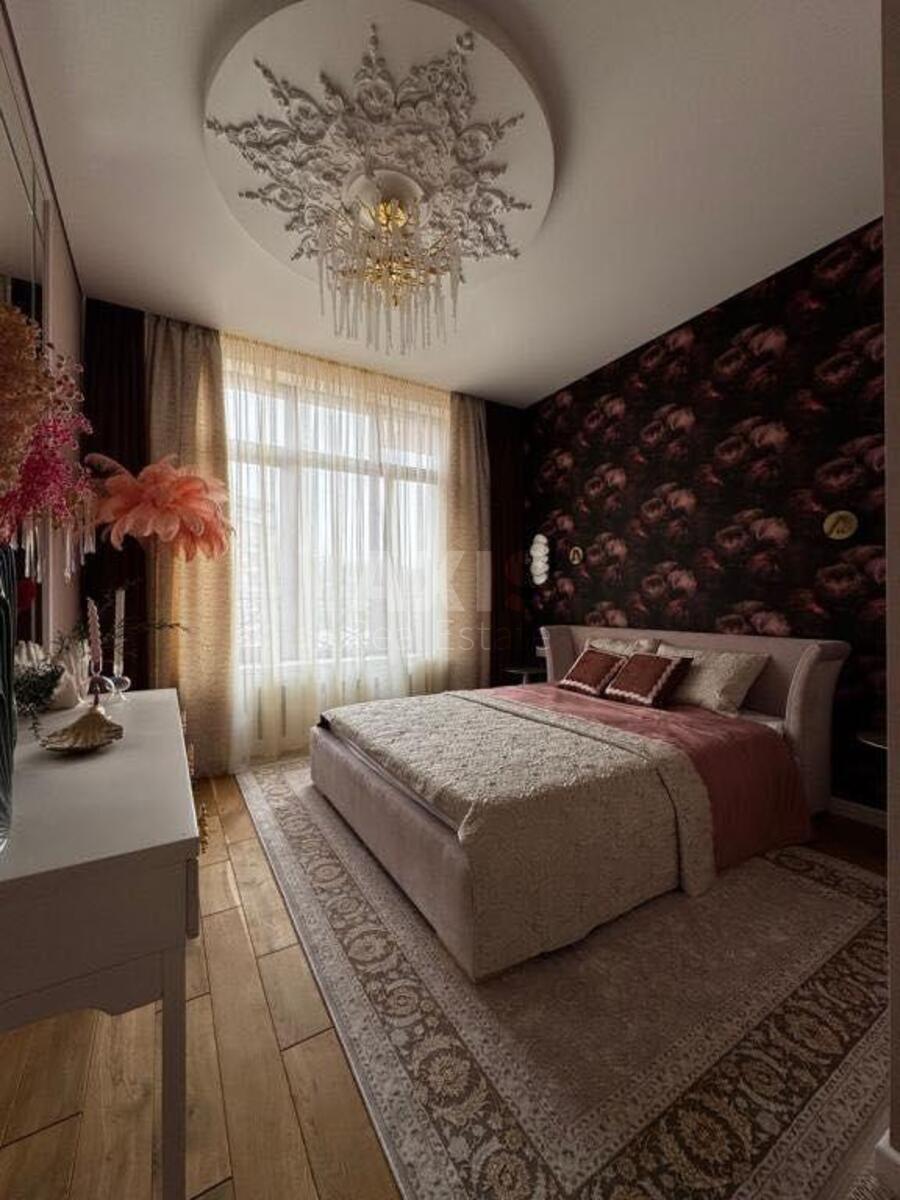 2k apartment vul. Kikvidze 19А3