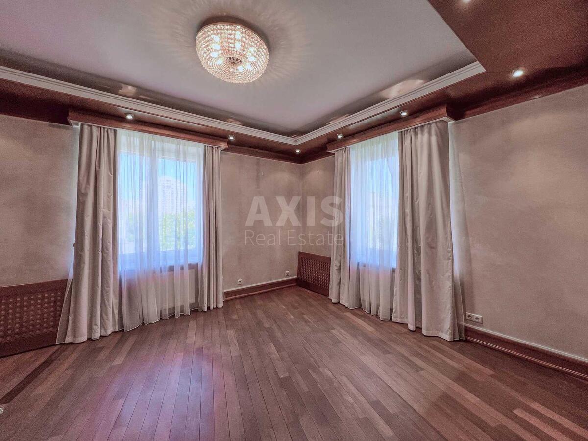 4k apartment vul. Mazepy Ivana 10615917