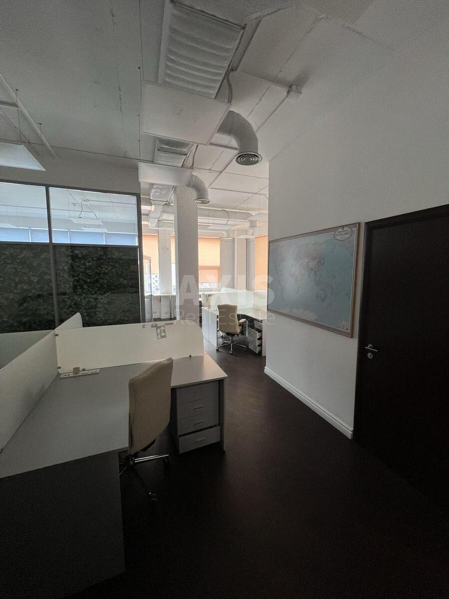 Офис ул. Евгения Коновальца 44Б, 245м25722719