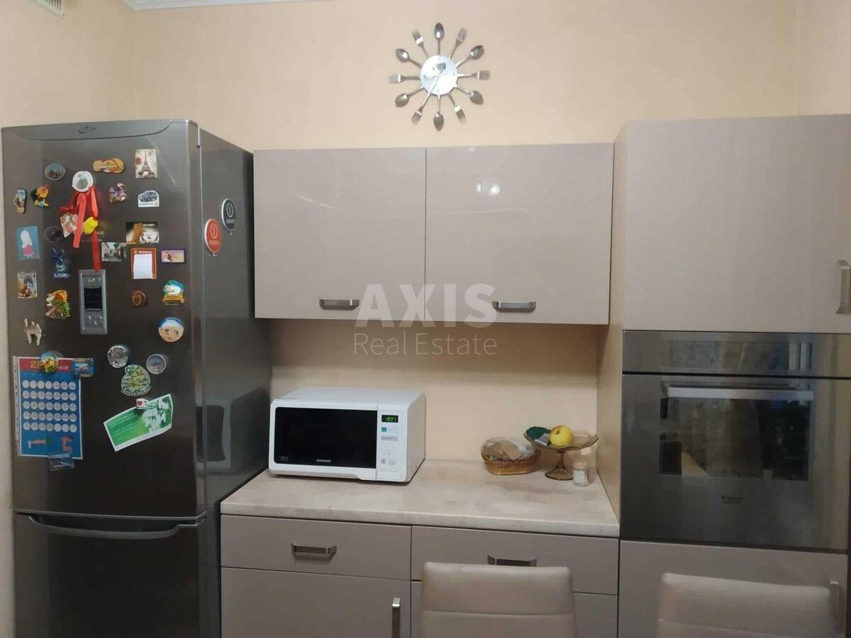 3к квартира ул. Сержа Лифаря 9/61573171