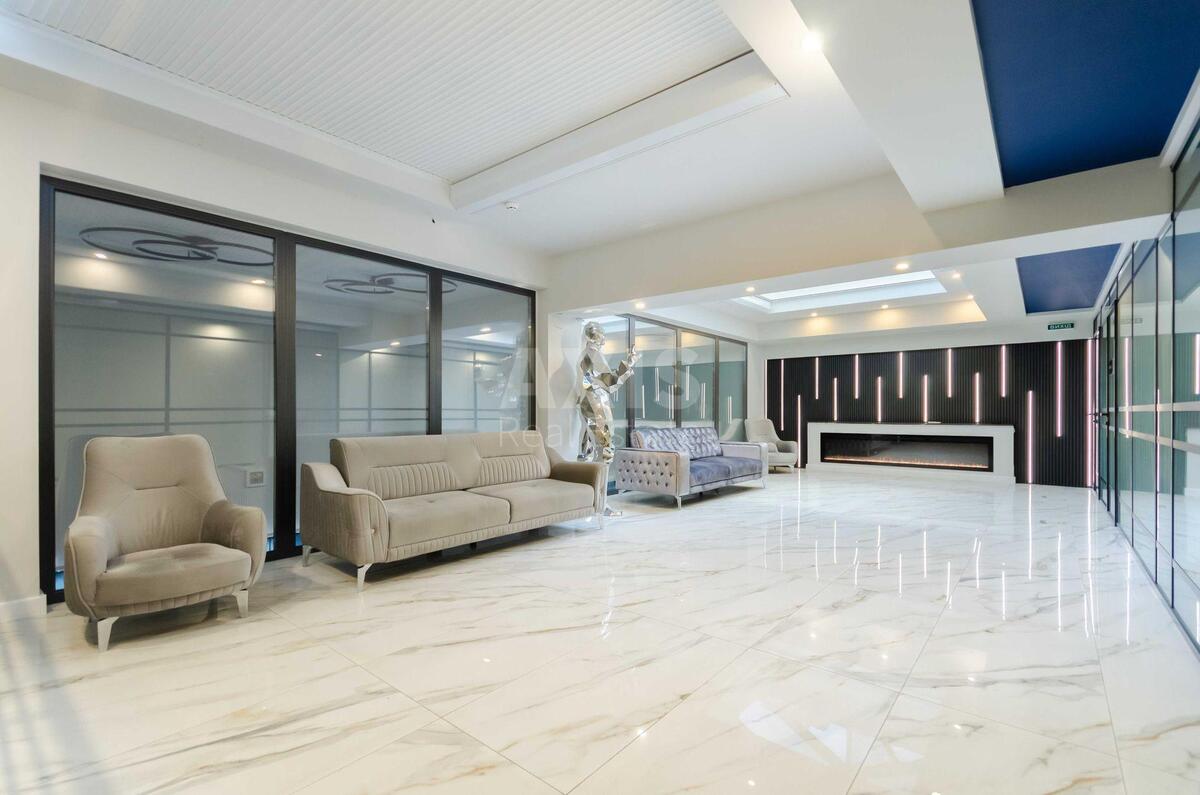 Office bul. Druzhby Narodiv 38, 600m2574150