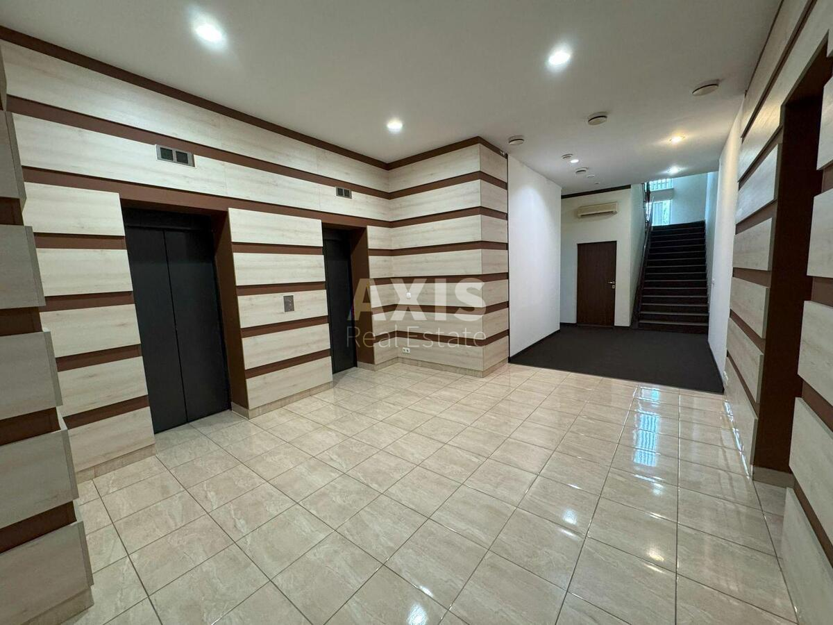 Office prov. Muzejnyj 4, 639m2509854