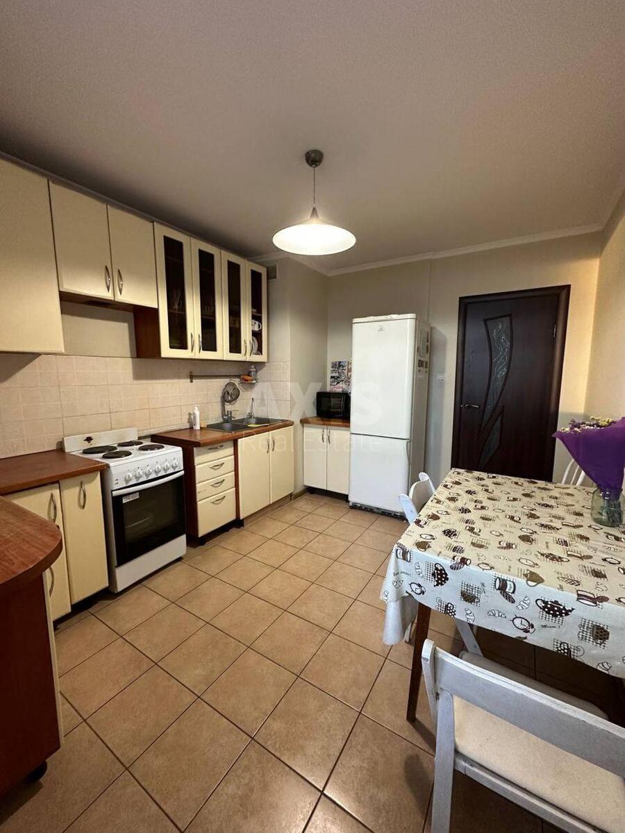 3k apartment vul. Urlivs'ka 30