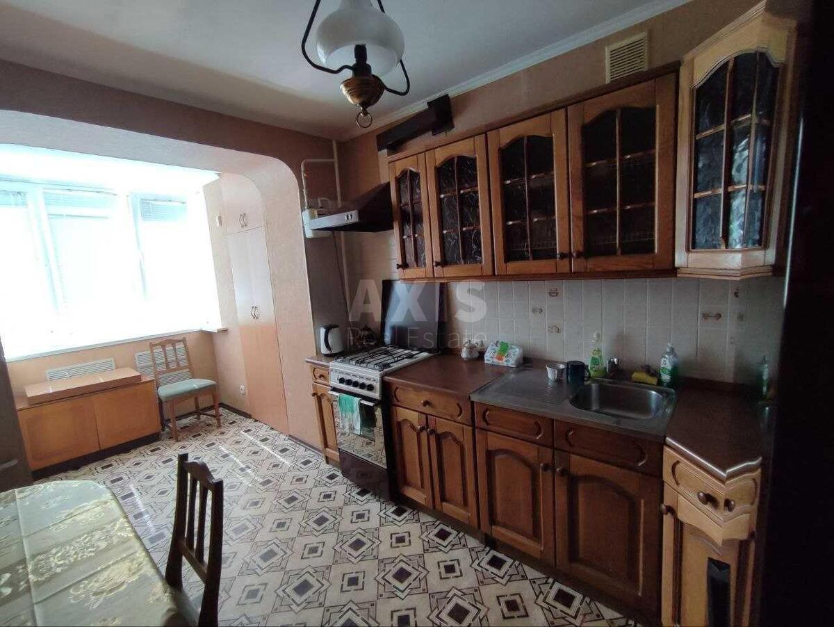 2k apartment vul. Urlivs'ka 23