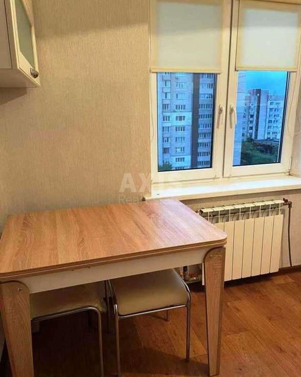 3k apartment vul. Oleksandra Arhypenka 1/20