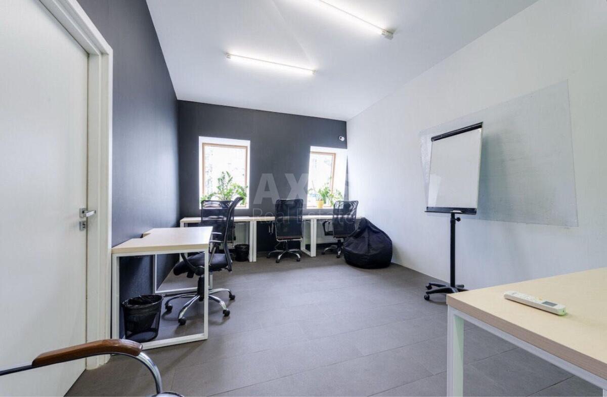 Office vul. Vozdvyzhens'ka 51А, 250m25869111