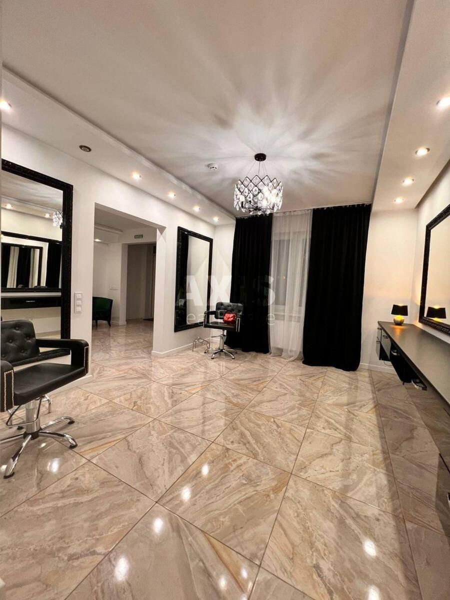 Trade object vul. Yulia Zdanovska 34А, 90m2600334