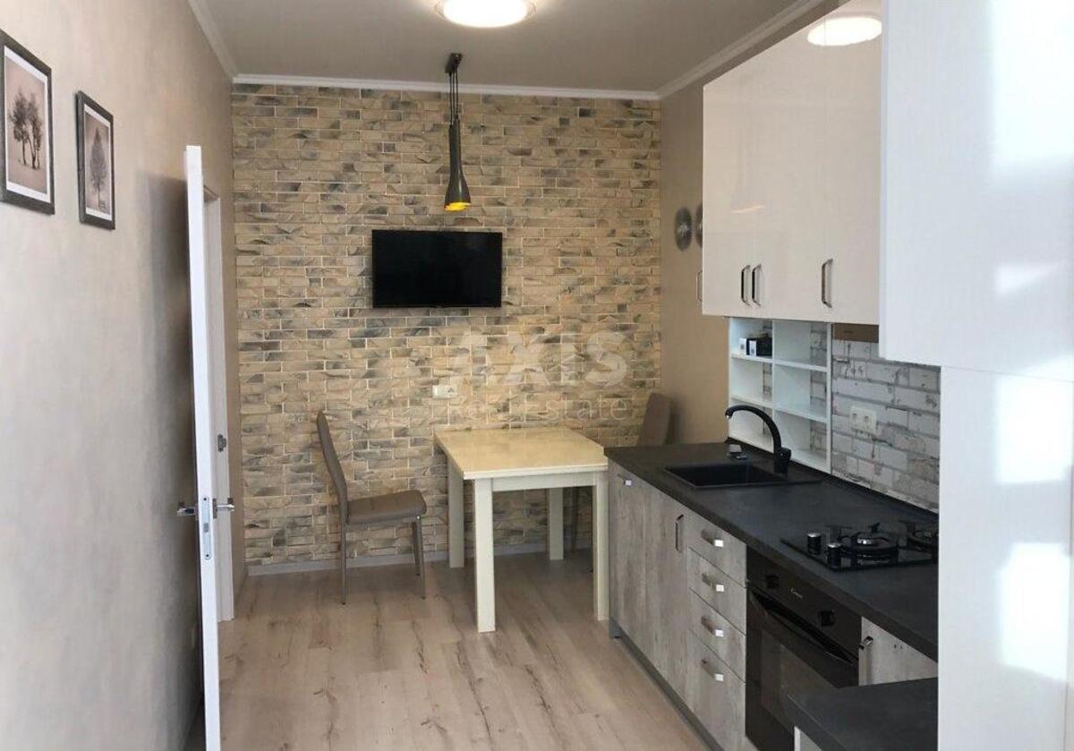 1k apartment vul. Vchytel's'ka 16