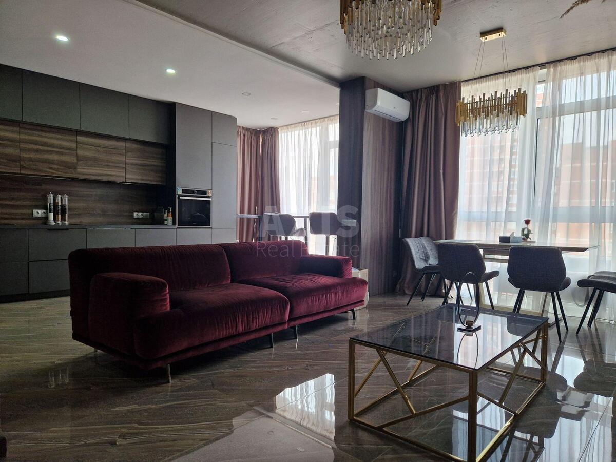 4к квартира ул. Предславинская 40589630