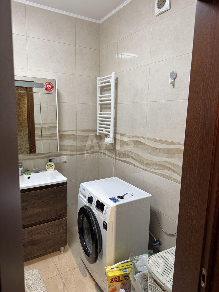 1k apartment vul. Lypkivs'kogo Vasylja Mytropolyta 37В10