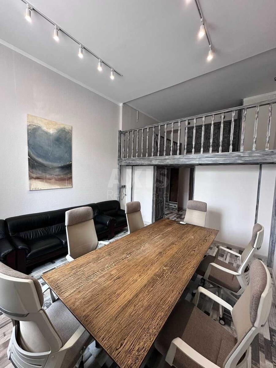 Office vul. Hmel'nyc'kogo Bogdana 32, 42m20