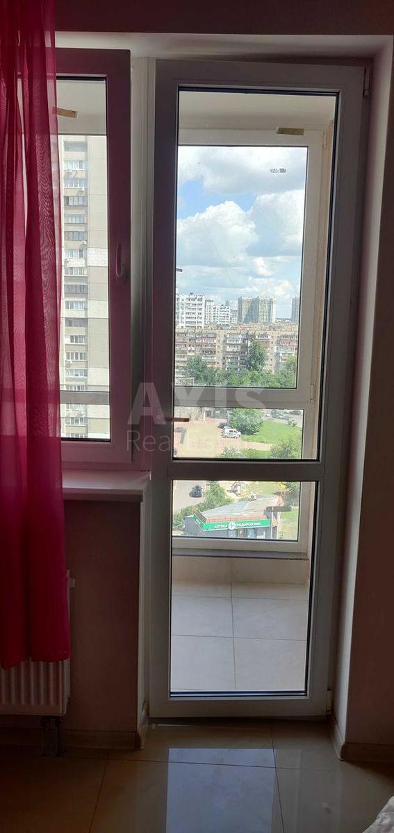 1k apartment vul. Revuc'kogo 405