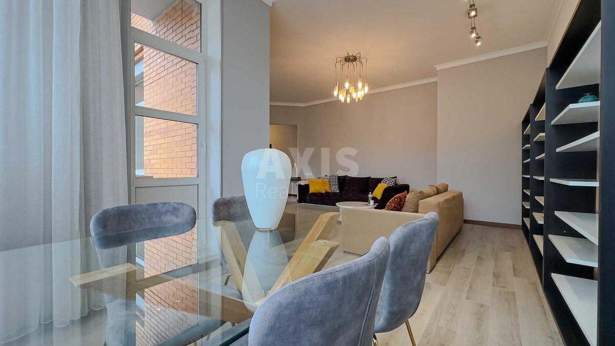3k apartment vul. Dmytrivs'ka 66А1