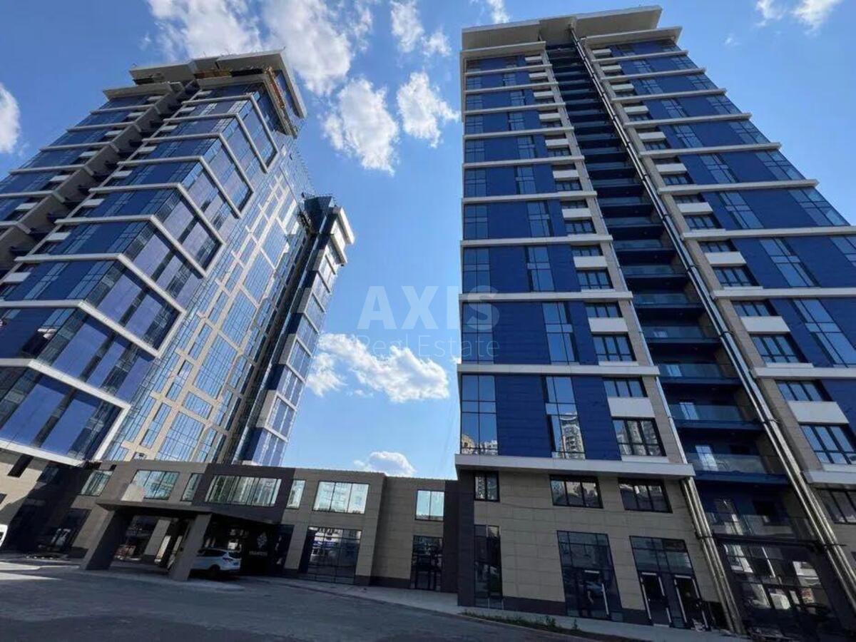 3k apartment vul. Zvirynec'ka 70А
