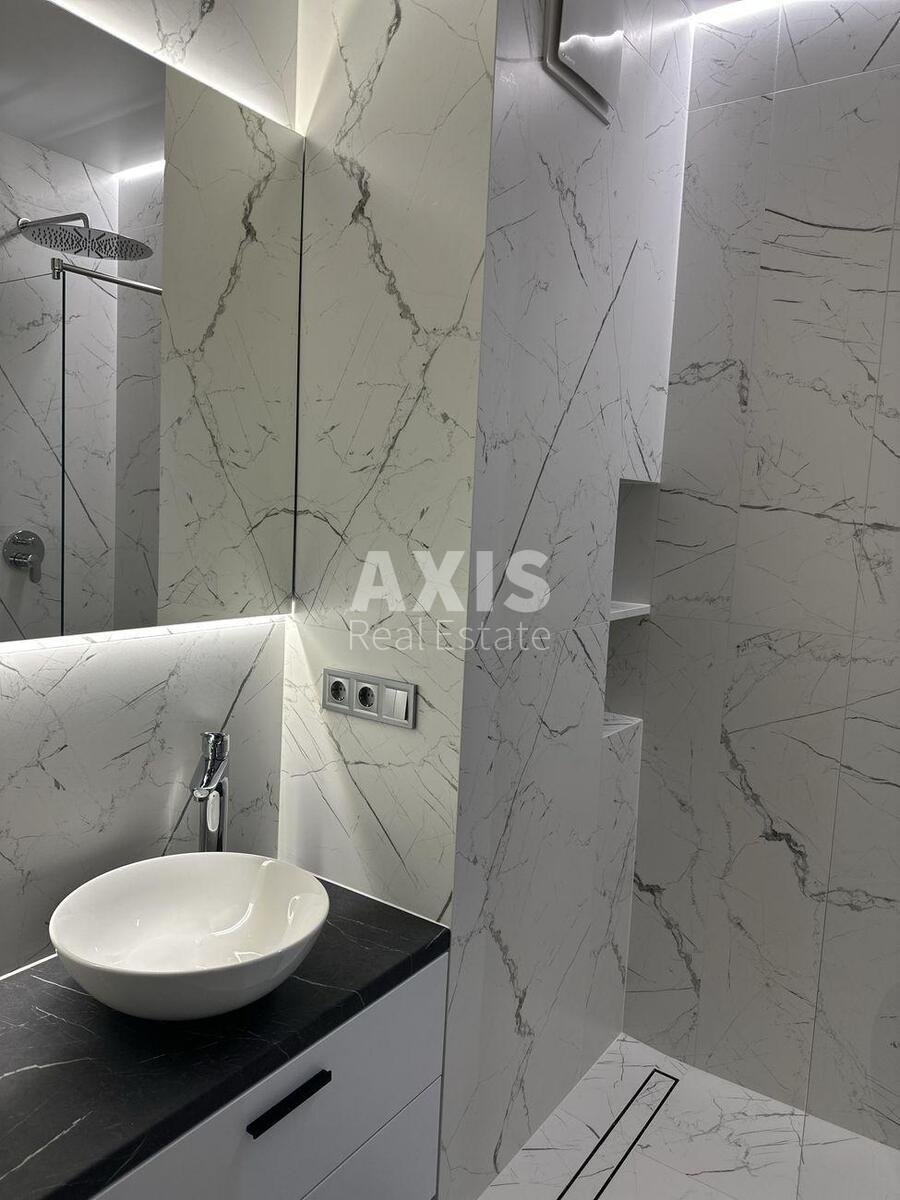 1k apartment nab. Dniprovs'ka 16494895