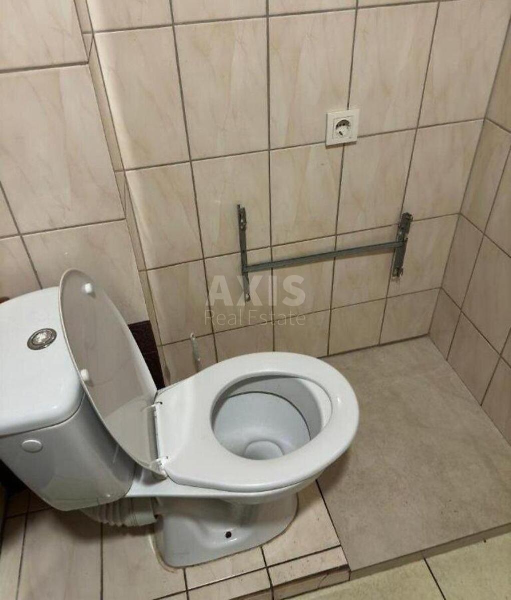 Trade object vul. Myloslavs'ka 43, 86m23