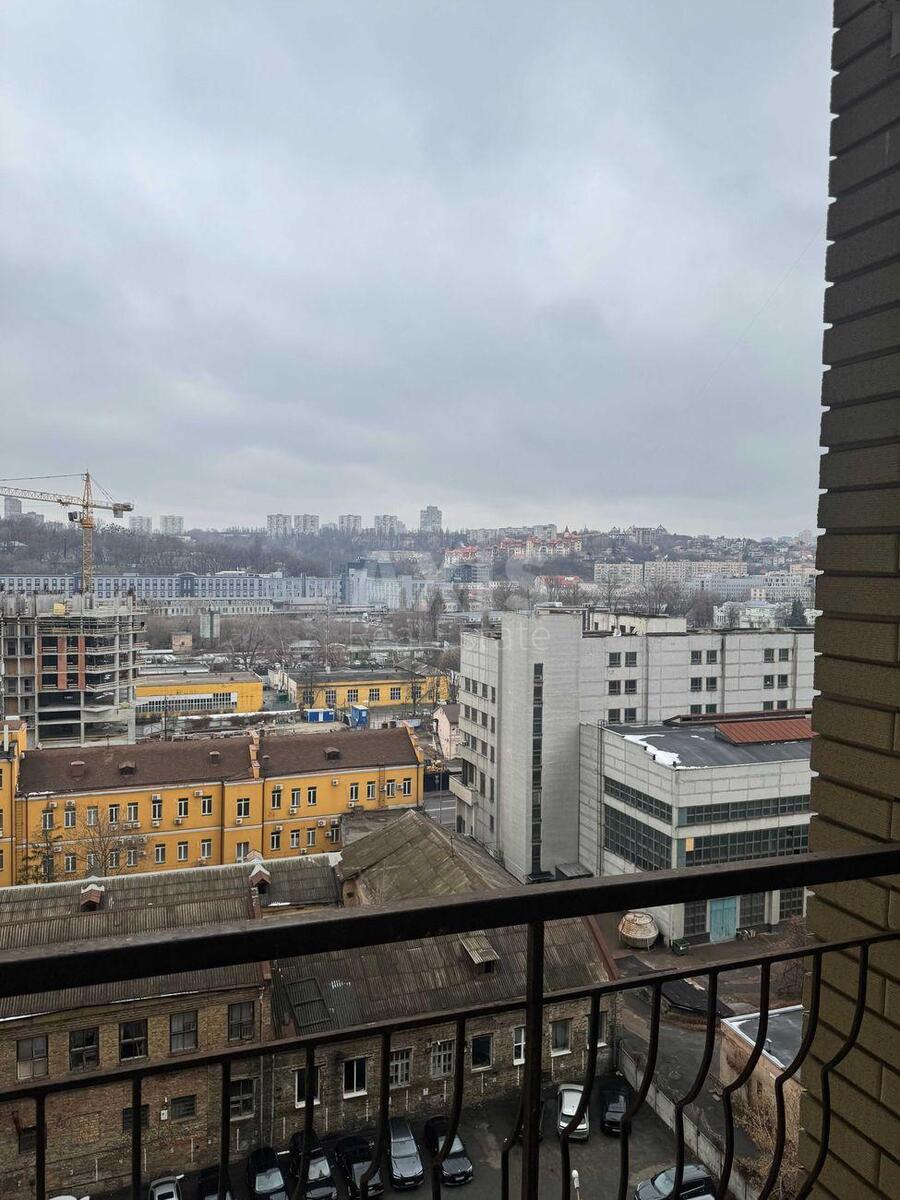 3k apartment vul. Antonovycha 726065012
