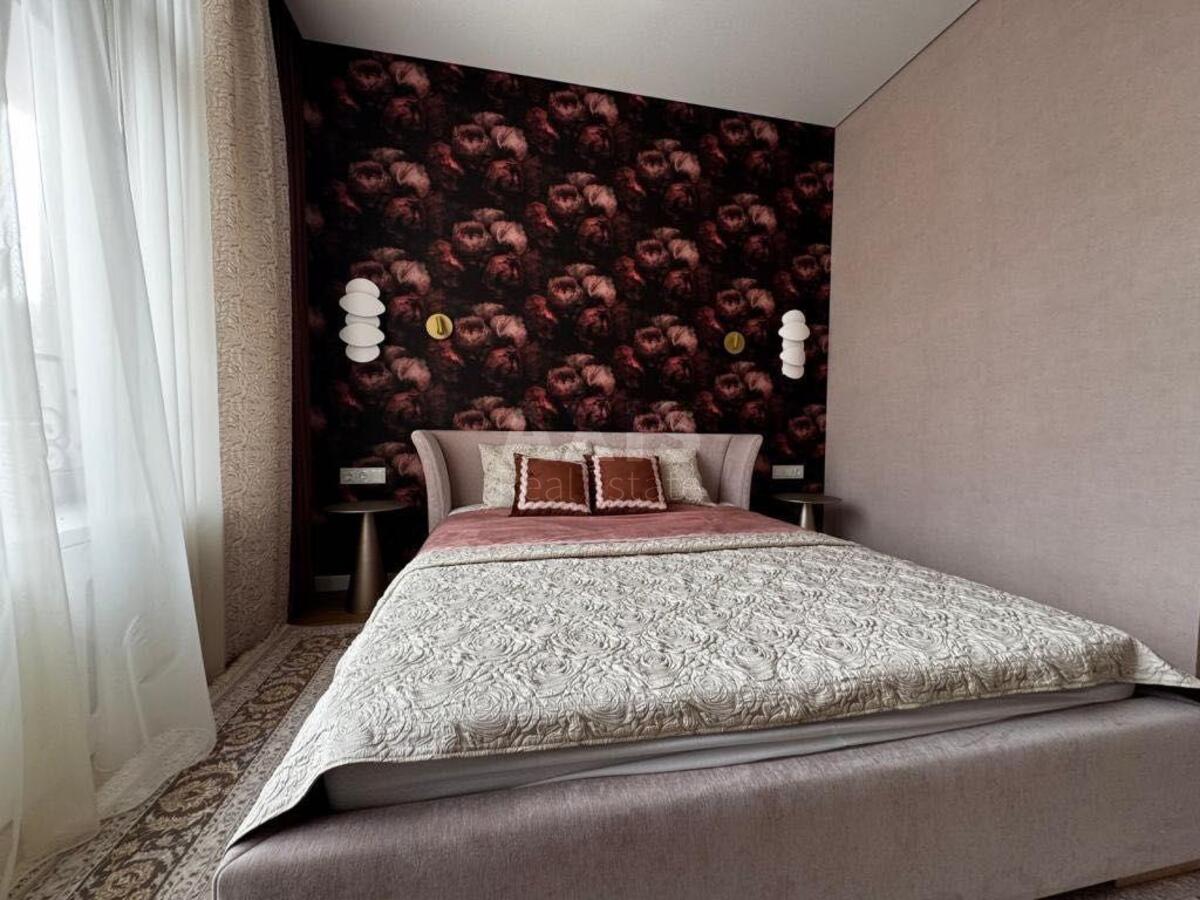 2k apartment vul. Kikvidze 19А4