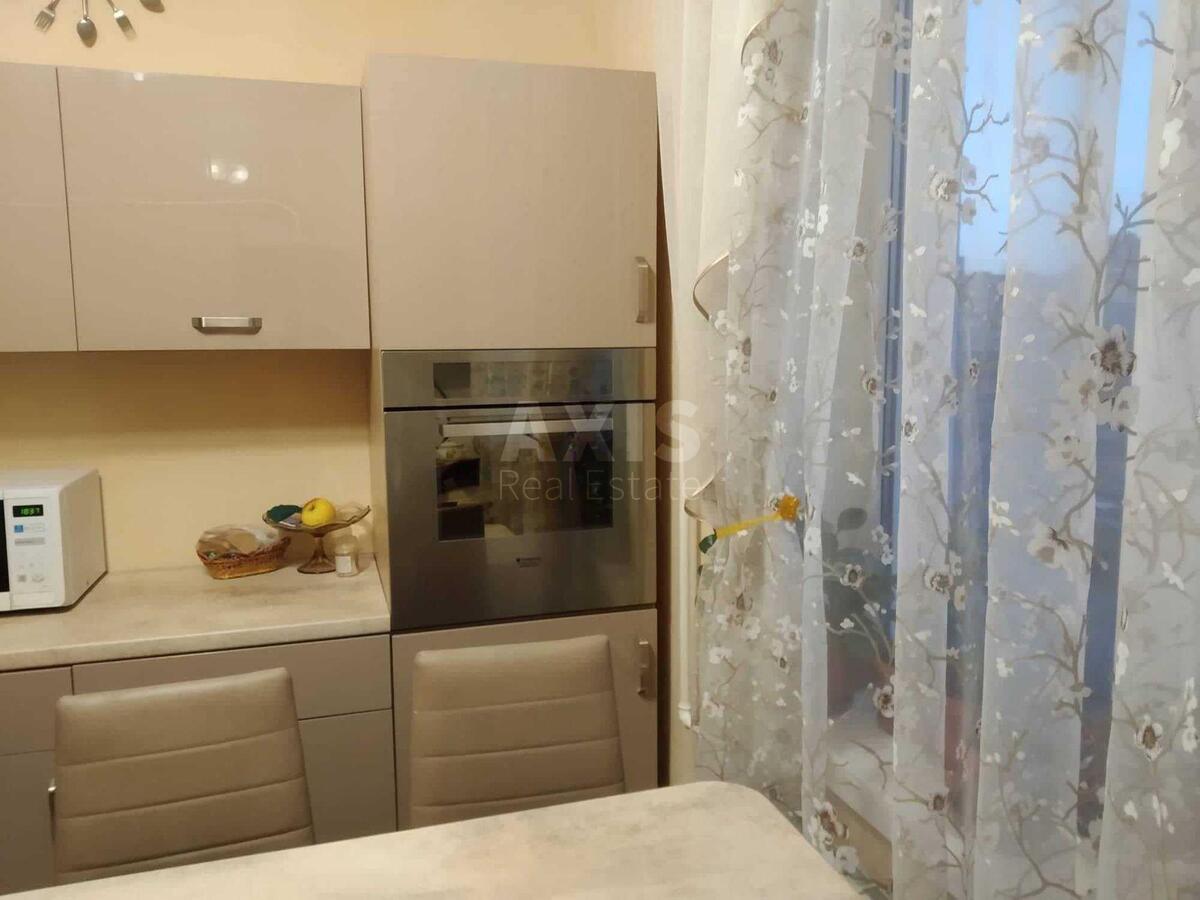 3к квартира ул. Сержа Лифаря 9/61573172