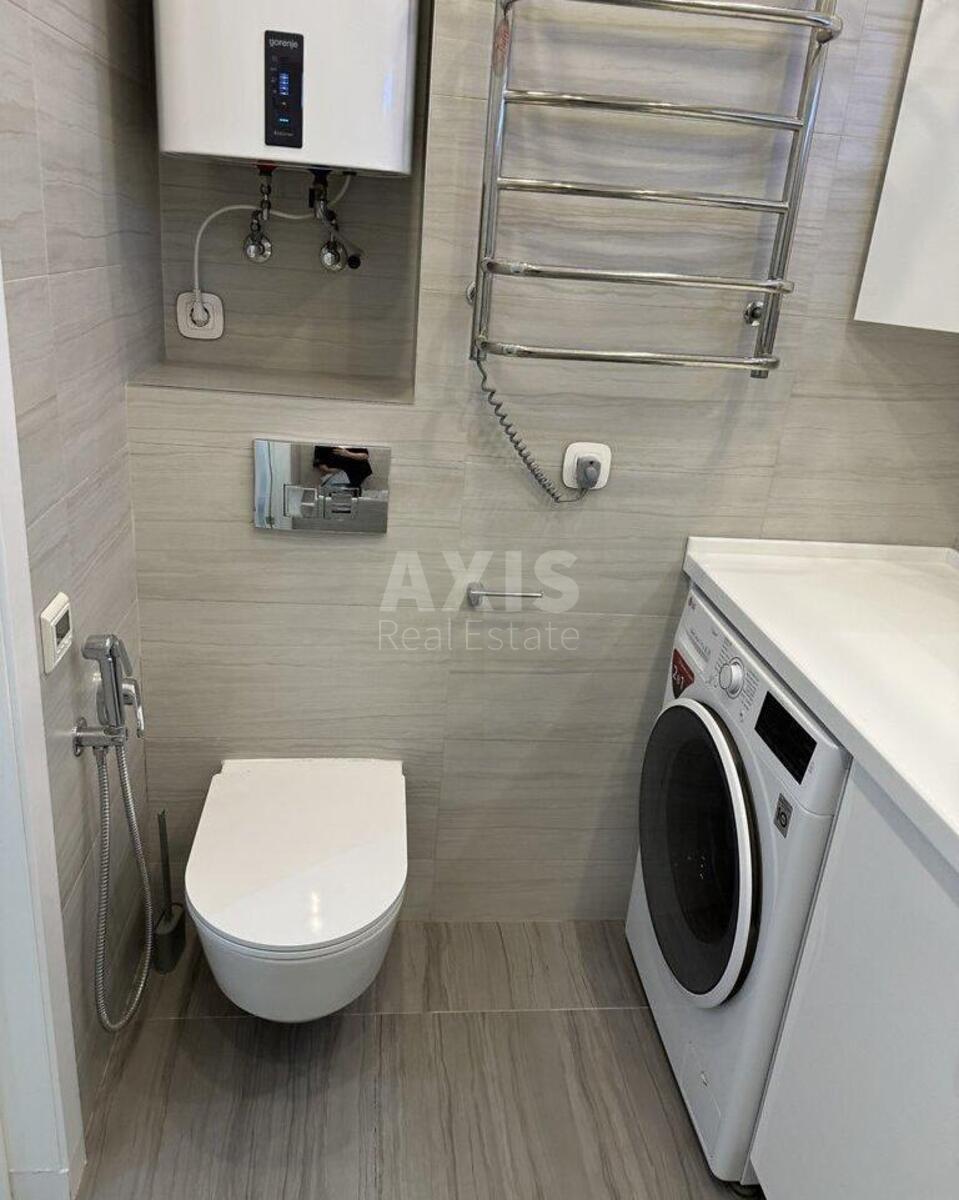1k apartment vul. Saljutna 2Б1