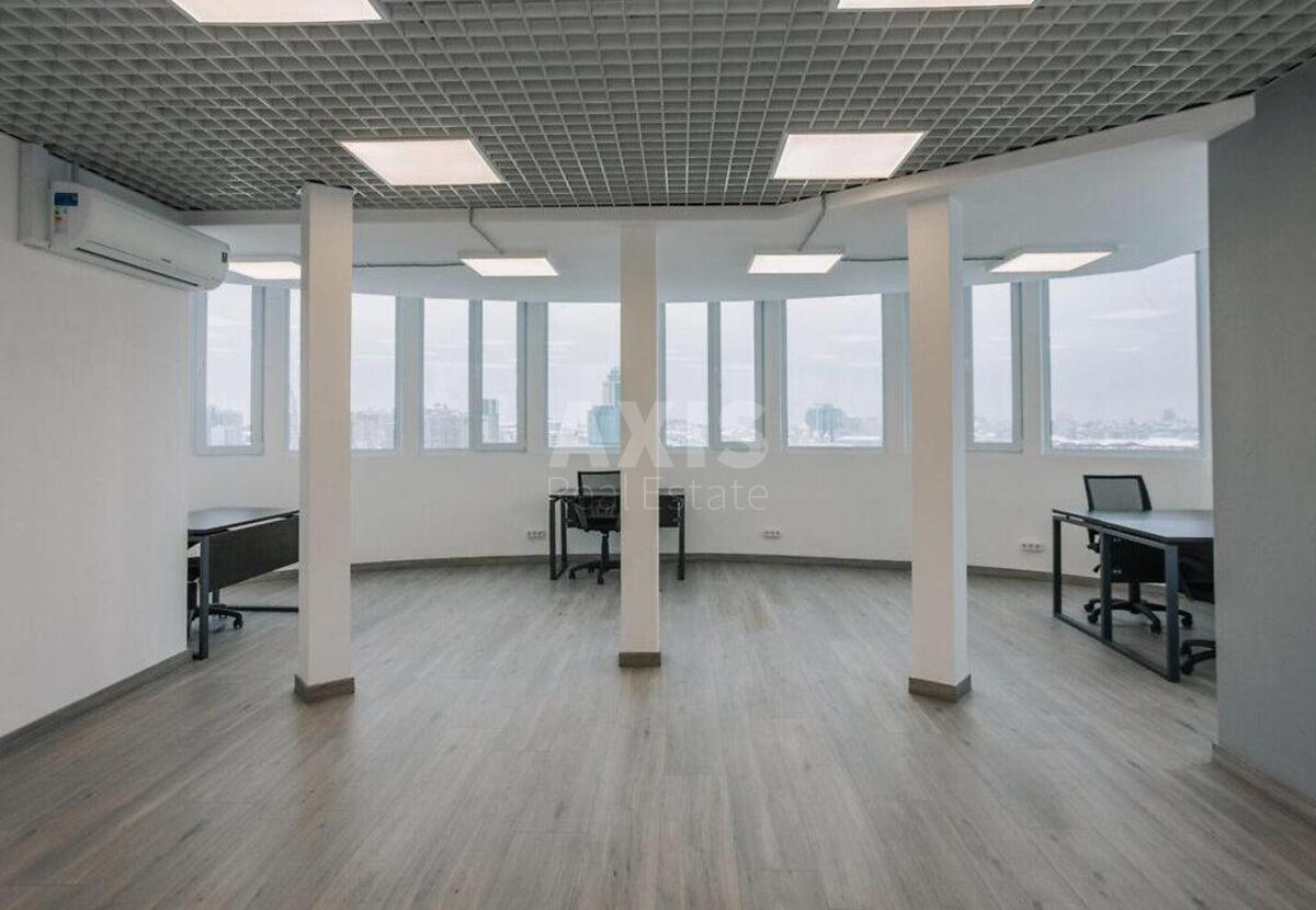 Office vul. Saksagans'kogo 121, 109m2